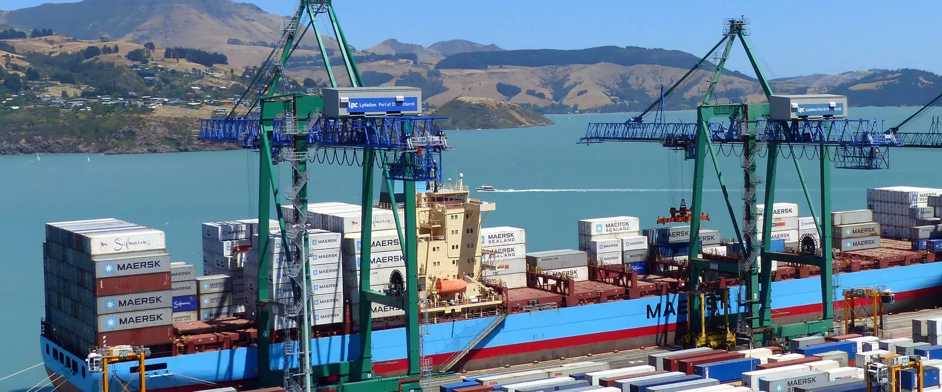 اشحن معنا بكل أمان